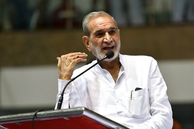 SC Declines Interim Bail to Sajjan Kumar Serving Life Term in Anti-Sikh Riot Case