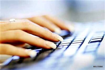 Women-only cyber cafes planned for Chennai suburbs