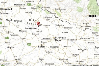 5 persons die as lightning strikes 3 districts, heavy downpour continues