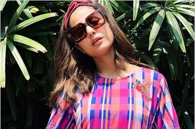 Hina Khan Poses with Eiffel Tower in Paris Before Heading to Cannes Film Festival, See Pic