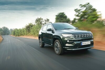 Hardik Pandya Remembers His Dad on Instagram, Shares Memory of Gifting Him a Jeep Compass