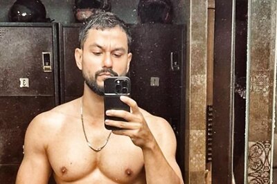 Kunal Kemmu Treats Fans With Shirtless Photo, Shows Off His Chiselled Body, Take a Look