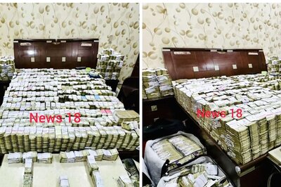 Income Tax Raids Agra Shoe Manufacturer, Recovers Rs 40 Crore Cash