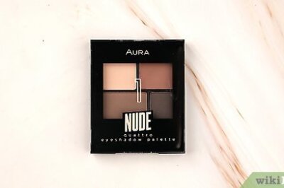 How to Make Foundation With Eyeshadow