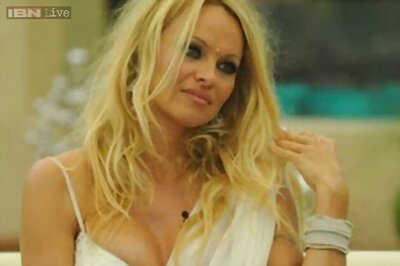 I'm a coconut oil fanatic: Pamela Anderson