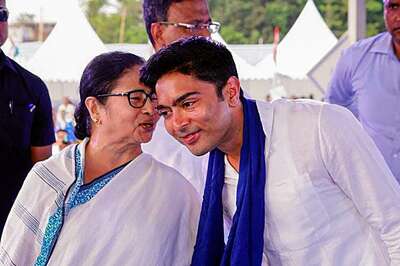 Veteran TMC Leaders Take Swipe at Abhishek Banerjee, Differences Surface in Party