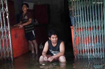 Thai floods shut Bangkok's second largest airport