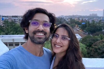 Vikrant Massey Shares Happy Pic with Fiancée Sheetal Thakur