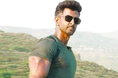 Viral Twitter Thread Featuring Hrithik Roshan Perfectly Depicts An Employee's Life Cycle