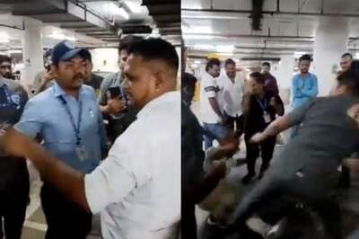 Mumbai: Cab Driver Thrashed by Security Guards at Airport Over Parking Issue, 6 Arrested | WATCH