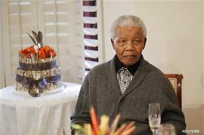 South Africa: Mandela responding to touch