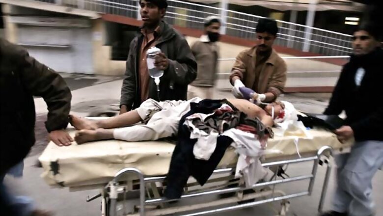 Pakistan: 23 killed in blast outside Shia mosque