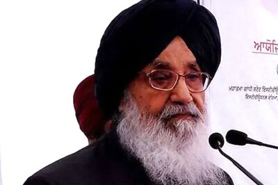 Citing ‘Emergency and Dictatorship’, Parkash Singh Badal Appeals to Modi Over Farmer Protests