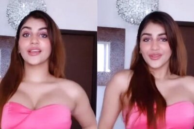 Yashika Aannand Shakes a Leg to Arabic Kuthu From Vijay-starrer Beast