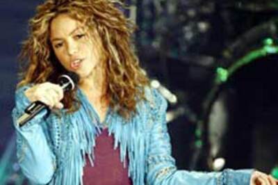 Sneak peek of Shakira's latest song She Wolf