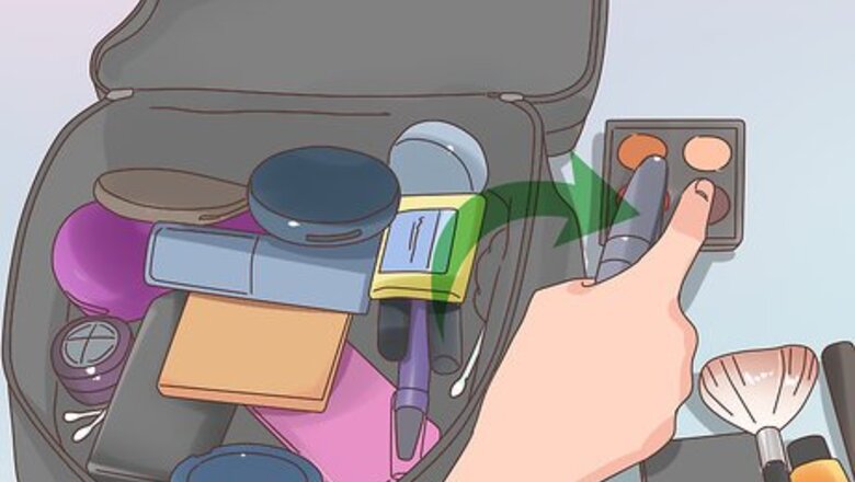 How to Organize a Makeup Bag