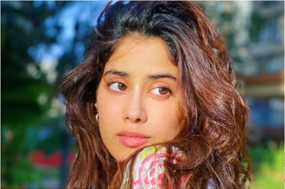Janhvi Kapoor Says She Got 'Very Upset' After Her Security Pushed Away Fan in Viral Video