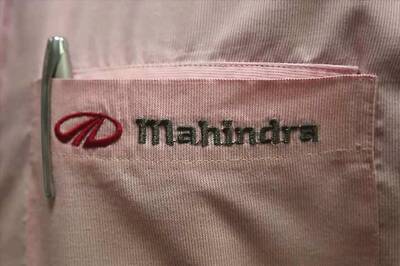 Mahindra Q2 Net Profit up by 25% to Rs 1,332 Crores