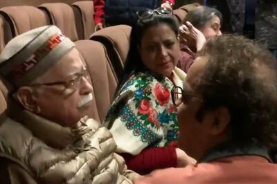 LK Advani Couldn't Hold Back Tears After Watching Vidhu Vinod Chopra's Shikara
