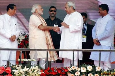 Modi Congratulates Naveen Patnaik for BJD Victory in Odisha