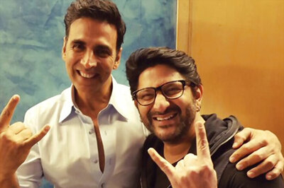 Akshay Kumar Thanks Arshad Warsi For Making It to Jolly LLB 2 Screening