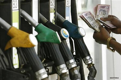 People who vote will get Re 1/litre discount on petrol in Ahmedabad
