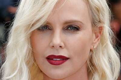 Hollywood is Caveman-like, Says Charlize Theron