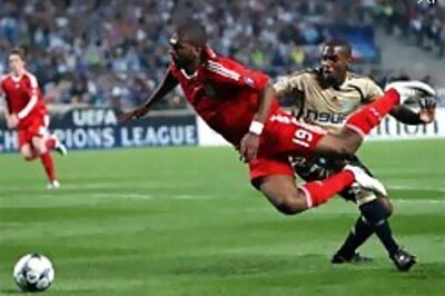 Champions League: Reds win | Chelsea win | Barca win