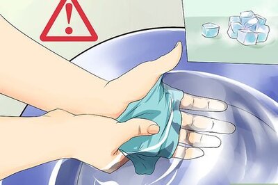 How to Handle Dry Ice