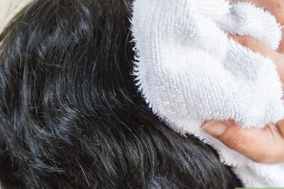 How to Create a Turban With a Towel to Dry Wet Hair