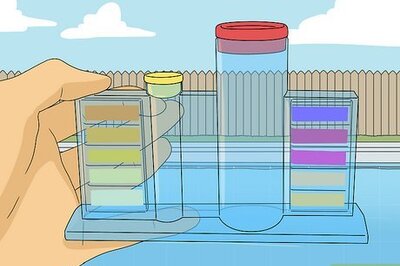 How to Treat Algae in a Swimming Pool