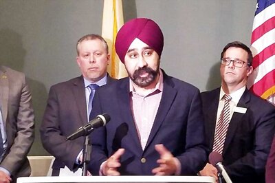 Ravinder Bhalla, First Sikh Mayor of New Jersey Town, Says He and His Family Got Death Threats