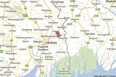 WB: Teacher arrested for molesting 17-year-old girl