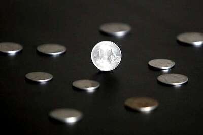 Rupee recovers 15 paise against dollar in early trade