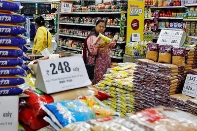 Retail Inflation at 4-month Low of 4.44% on Cheaper Food, Fuel