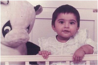 Sonam Kapoor Shares Throwback Pic, Credits Mother As Her First Stylist