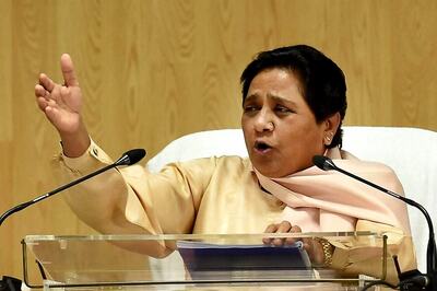 After Akhilesh Yadav, ED Turns Up the Heat on Mayawati With Multiple Raids Over Rs 1,400 Crore Memorial Scam