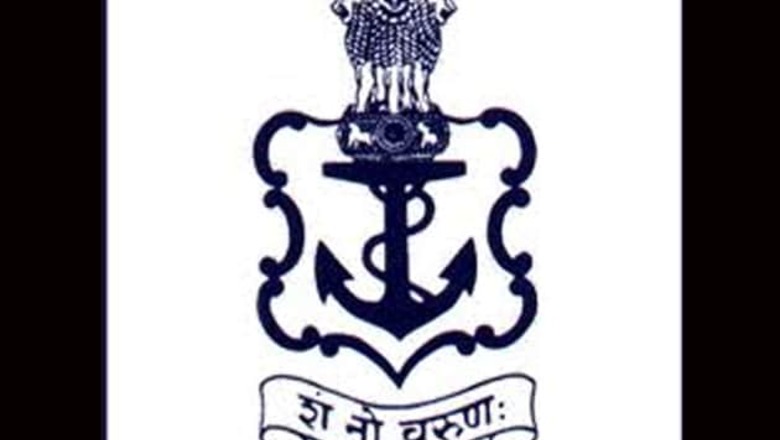 Navy officer dismissed for sending lewd messages to women