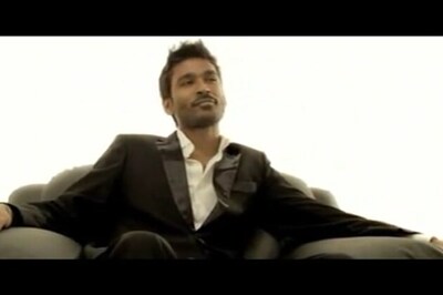 Dhanush's Hindi debut delays 'Sottavalakutty'?