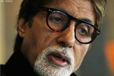 'Unfair' to target Dhoni for T20 loss: Big B