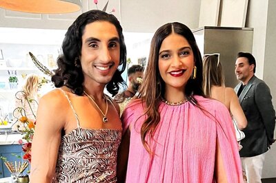 Sonam Kapoor Glams Up For Her Chic Garden Baby Shower, Enjoys A Performance of Masakali; See Pics, Videos