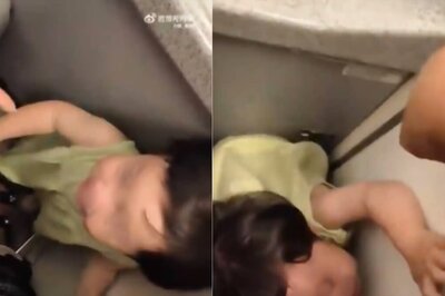 China Outraged As Two Women Lock Crying 3-Year-Old In Plane Toilet To Discipline Her