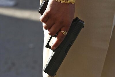 Kashmiri Girl Held in Pune For Trying to Snatch Cop's Revolver