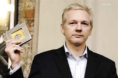 Ecuador mulls Assange transfer to Sweden embassy
