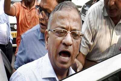 BHU Molestation Case: Students Bid Farewell to Vice-chancellor GC Tripathi With Protests