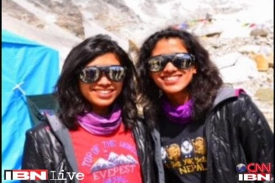 Indian sisters first twins to climb Mount Everest