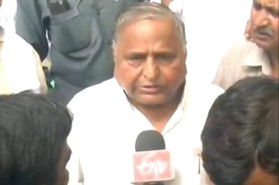 EC seeks report on controversial remarks by Mulayam, Azam, Ajit Singh