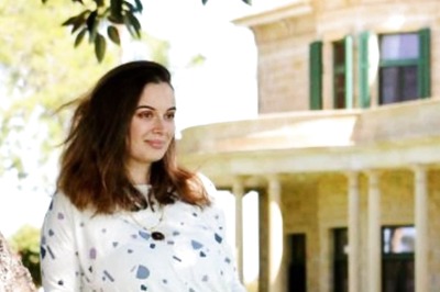 Yeh Jawaani Hai Deewani Actor Evelyn Sharma Posts New Pictures With Her Baby Bump