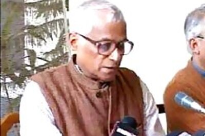 George dares Left to 'bite' UPA Govt