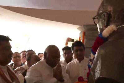 Cong Prez Kharge Visits Ambedkar's Memorial, Azad's 'Mazaar'; Pays Homage to Them